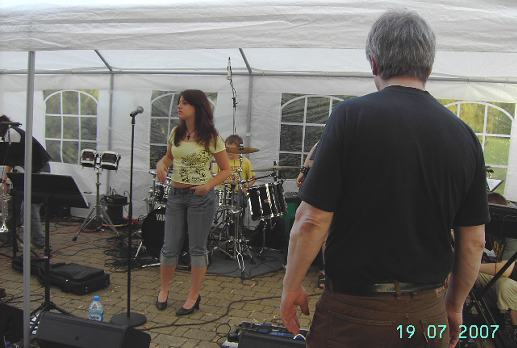 Schliessen von image006.jpg